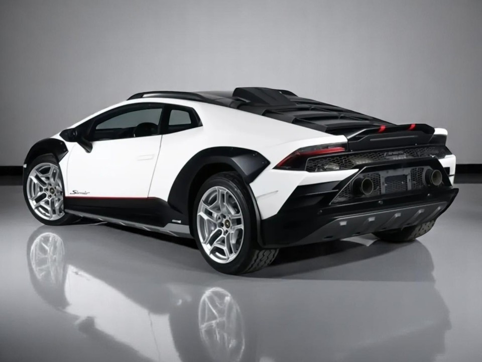 Lamborghini Huracan Sterrato (4)
