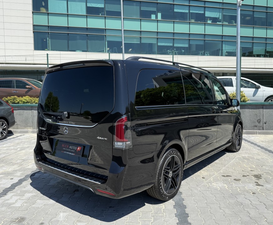 Mercedes-Benz V 300d 4MATIC (3)