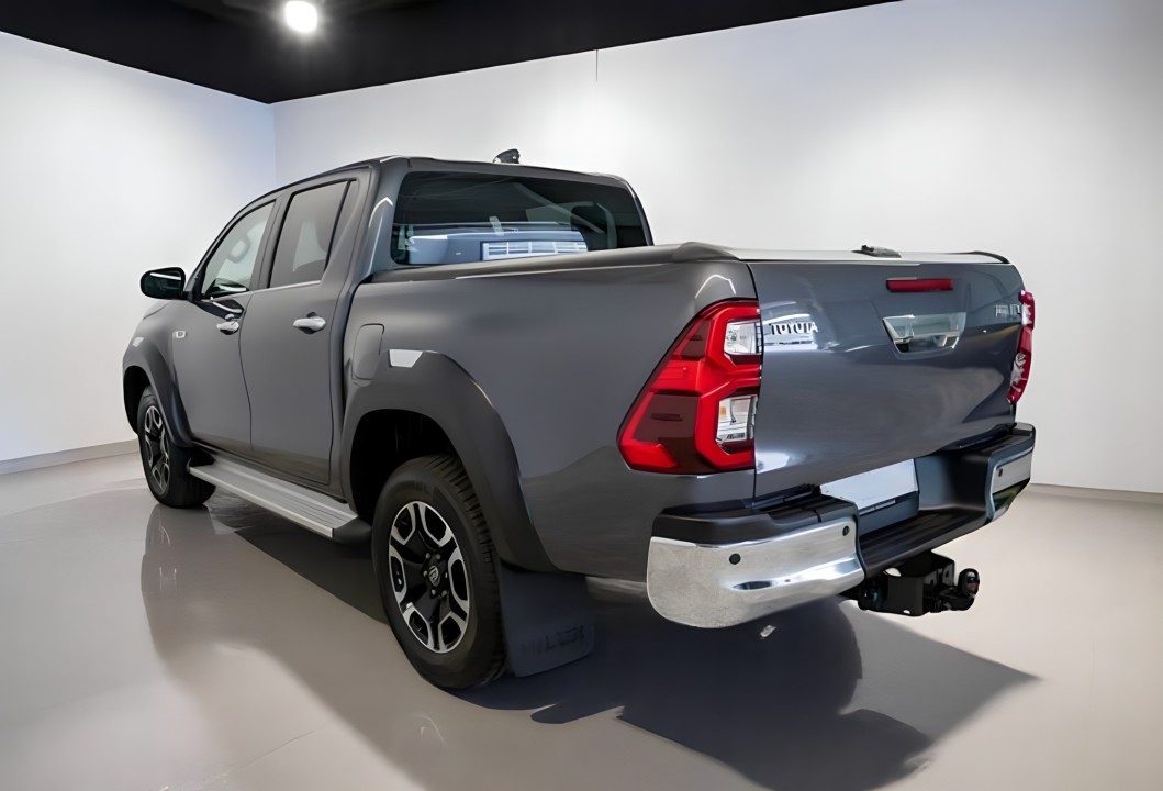 Toyota Hilux (5)