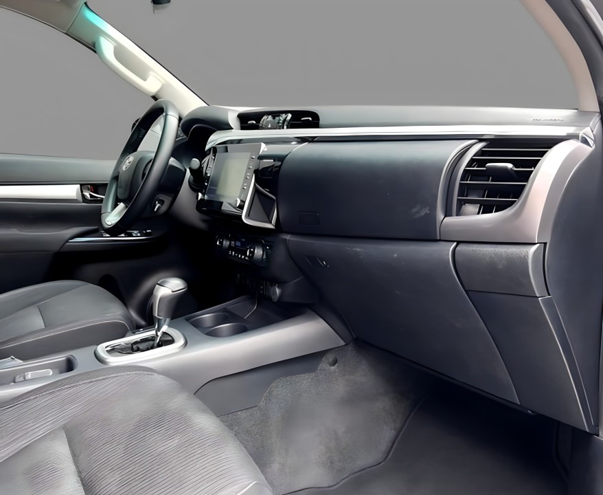 Toyota Hilux - foto 14