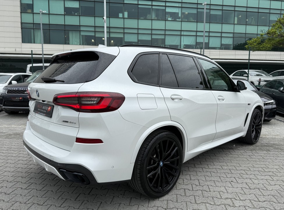BMW X5 xDrive45e M-Sport (3)