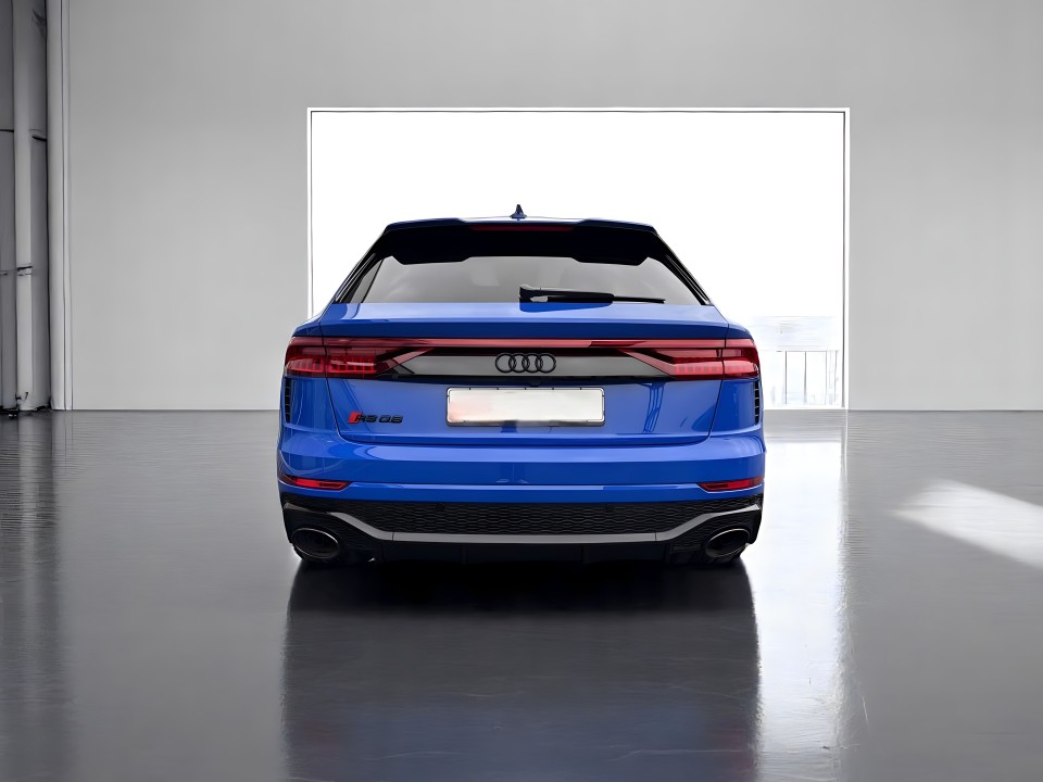 Audi RS Q8 (5)