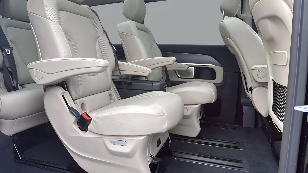 Mercedes-Benz V 300d 4MATIC Avantgarde Long - foto 16
