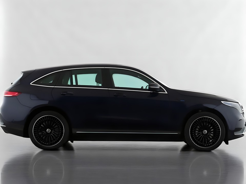 Mercedes-Benz EQC 400 4MATIC AMG (4)