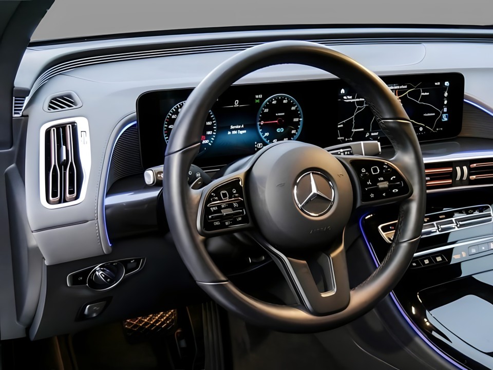 Mercedes-Benz EQC 400 4MATIC (3)