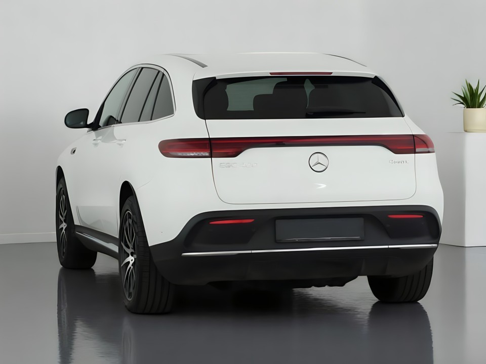 Mercedes-Benz EQC 400 4MATIC (5)