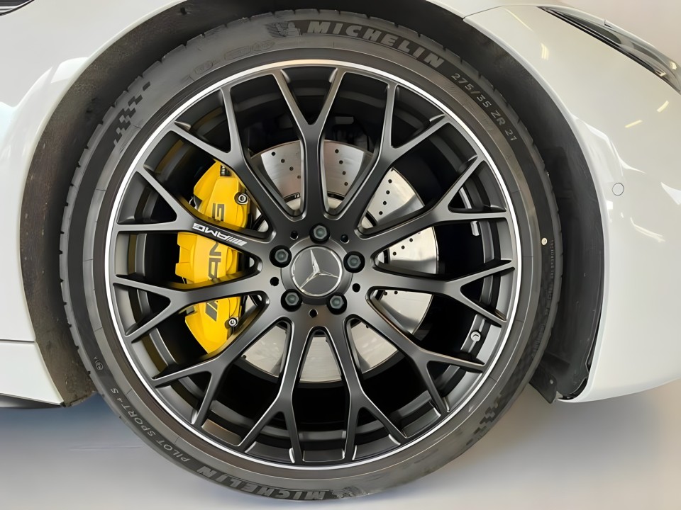 Mercedes-Benz SL 43 - foto 13