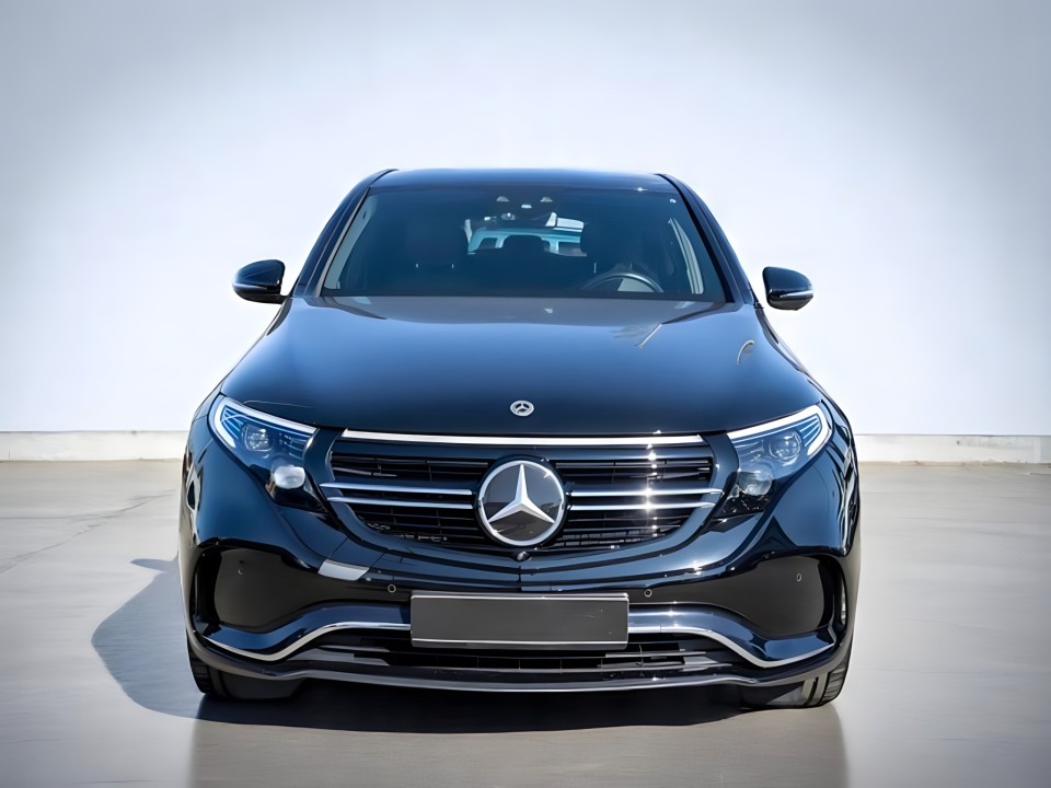 Mercedes-Benz EQC 400 4MATIC (2)