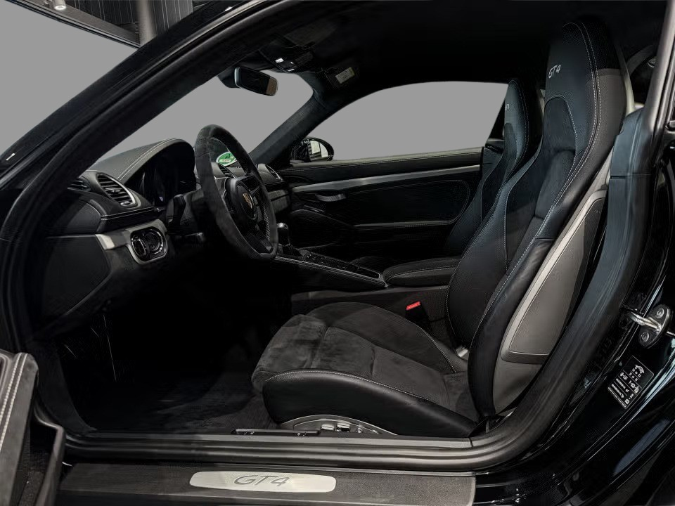 Porsche Boxster 718 GT4 - foto 24