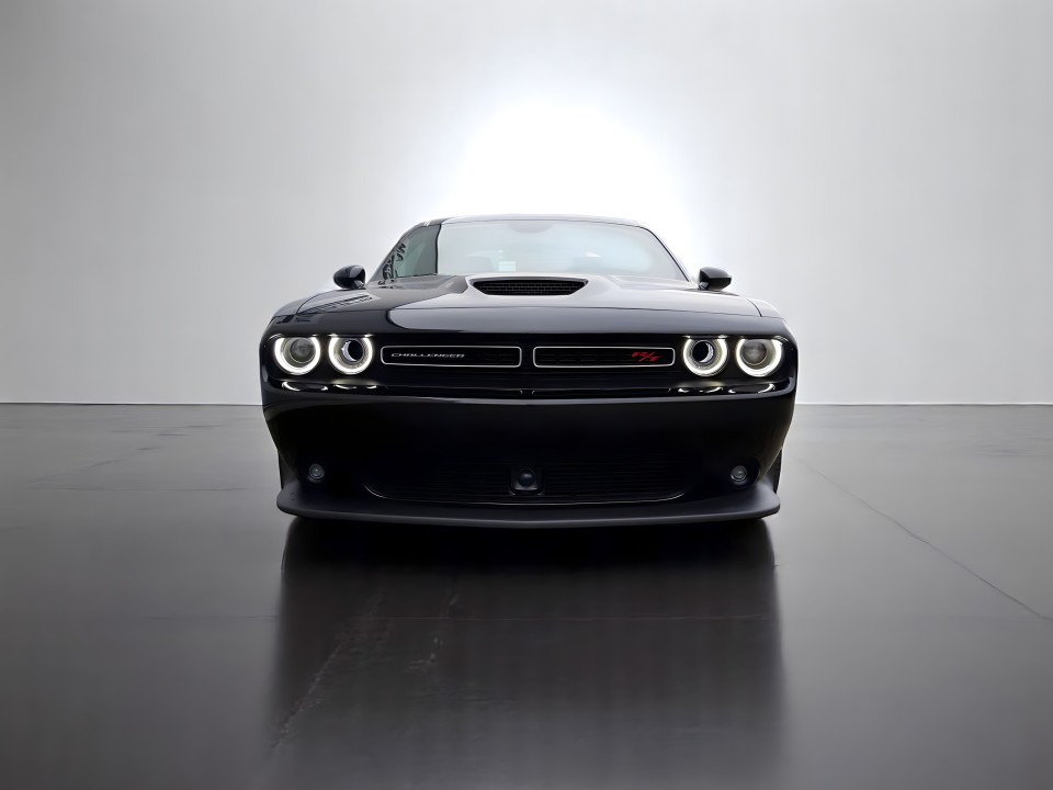 Dodge Challenger R/T 5.7 HEMI (2)