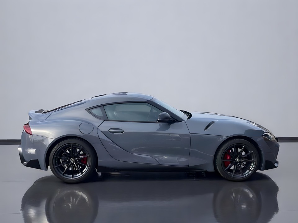 Toyota Supra 3.0 (2)