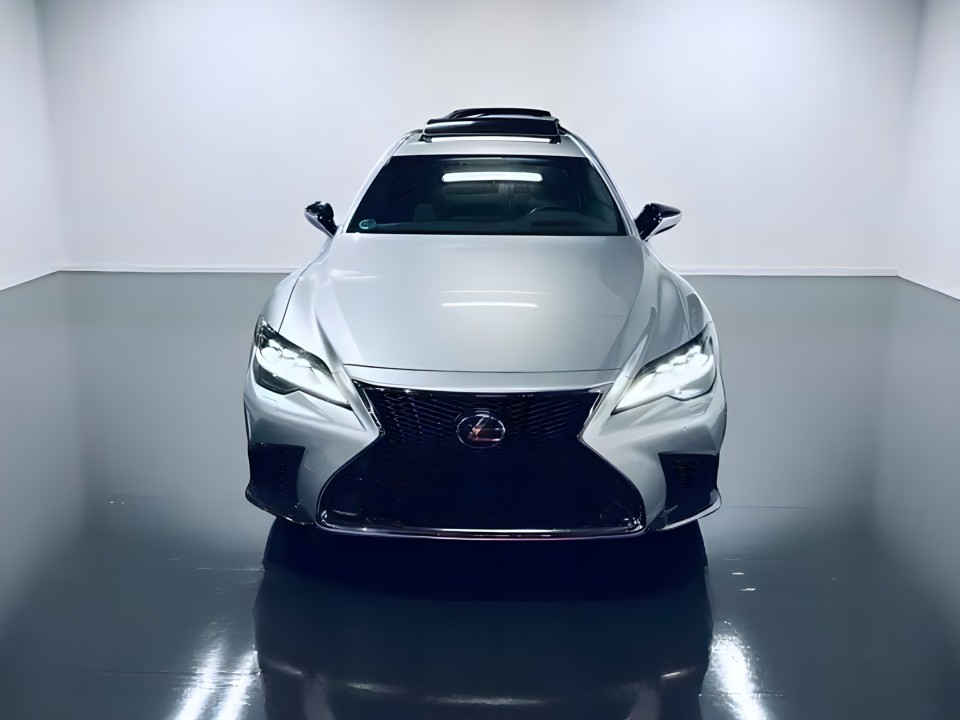 Lexus Seria LS 500 (2)