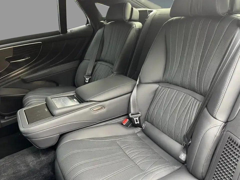 Lexus Seria LS 500 - foto 13