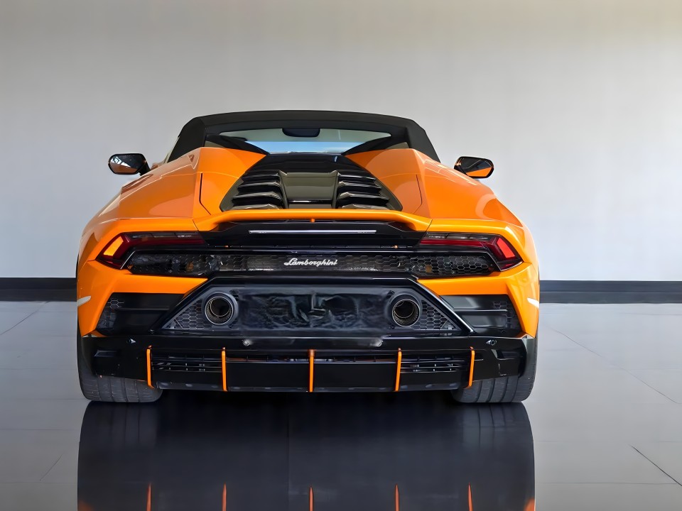 Lamborghini Huracan - foto 6
