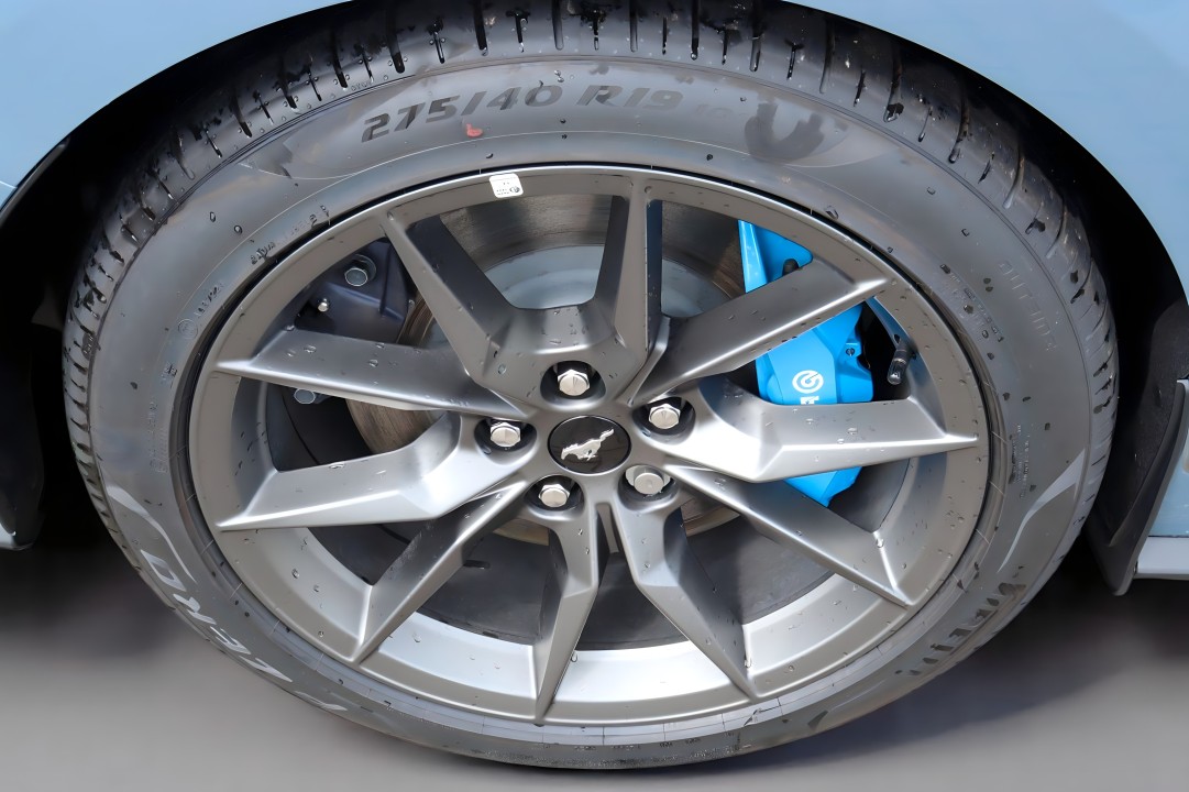 Ford Mustang Dark Horse - foto 41