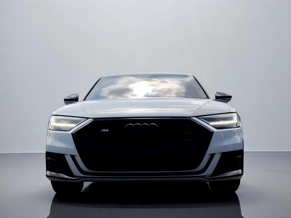 Audi S8 TFSI quattro tiptronic (2)