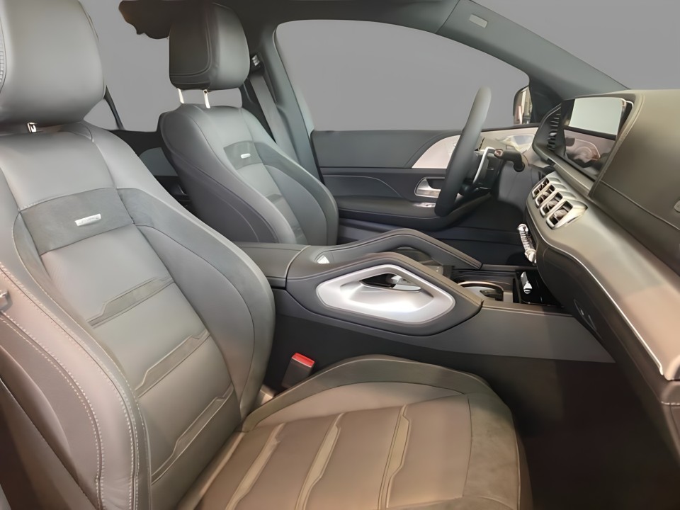Mercedes-Benz GLE Coupe AMG 53 4MATIC+ - foto 8
