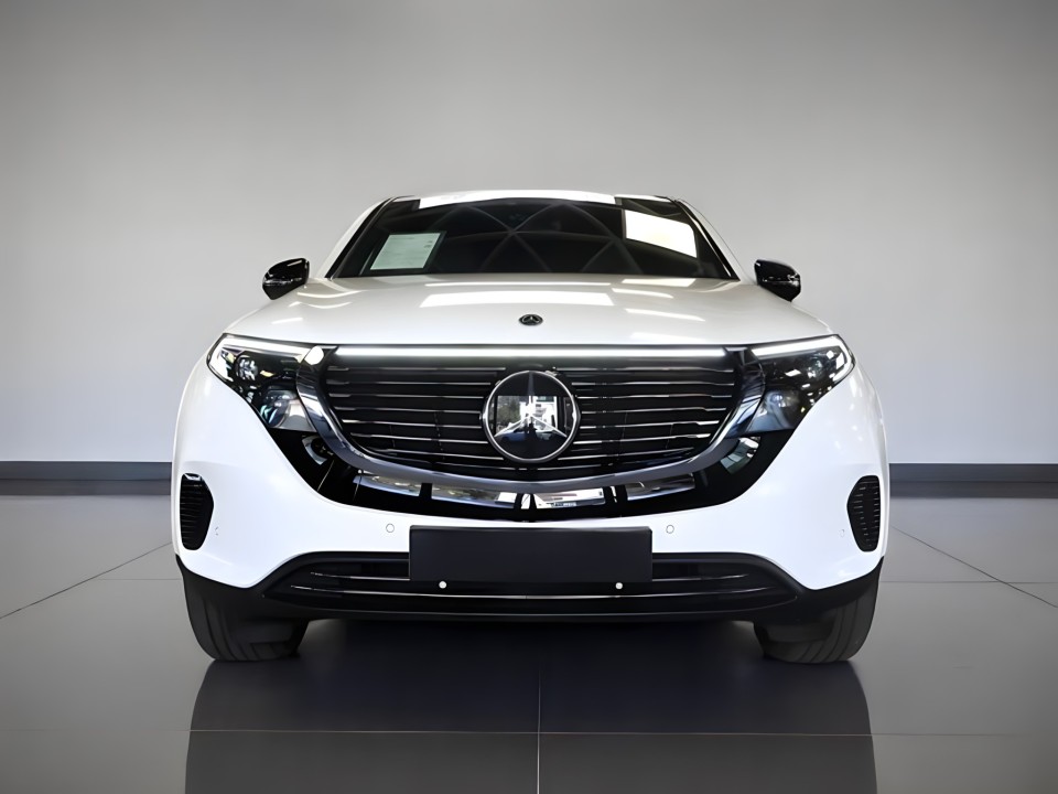Mercedes-Benz EQC 400 4MATIC (2)