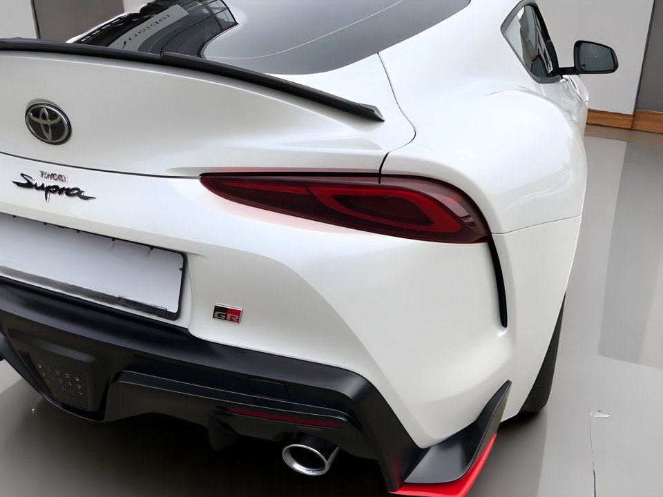 Toyota Supra GR - foto 18