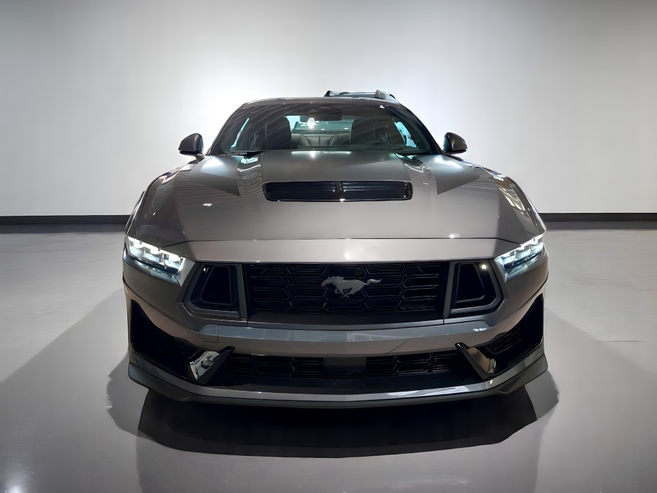 Ford Mustang Dark Horse (2)
