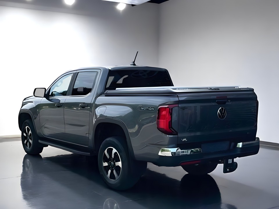 Volkswagen Amarok 3.0 V6 TDI 4MOTION Style (5)