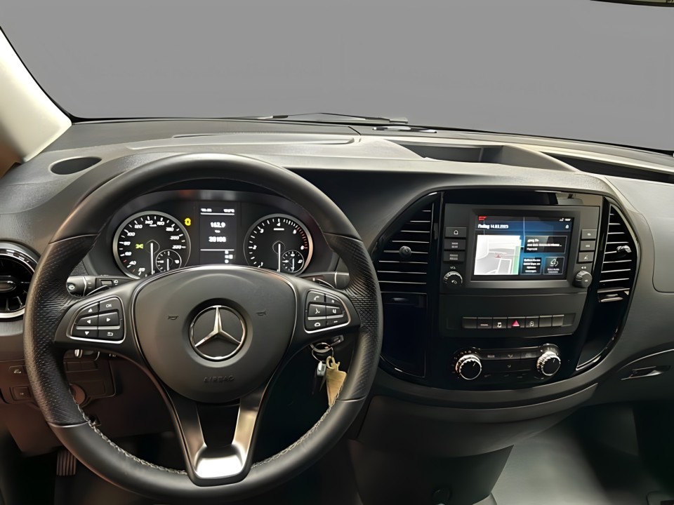Mercedes-Benz Vito Tourer PRO 116 CDI 4MATIC Lang (5)