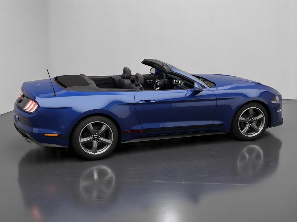 Ford Mustang GT - foto 7