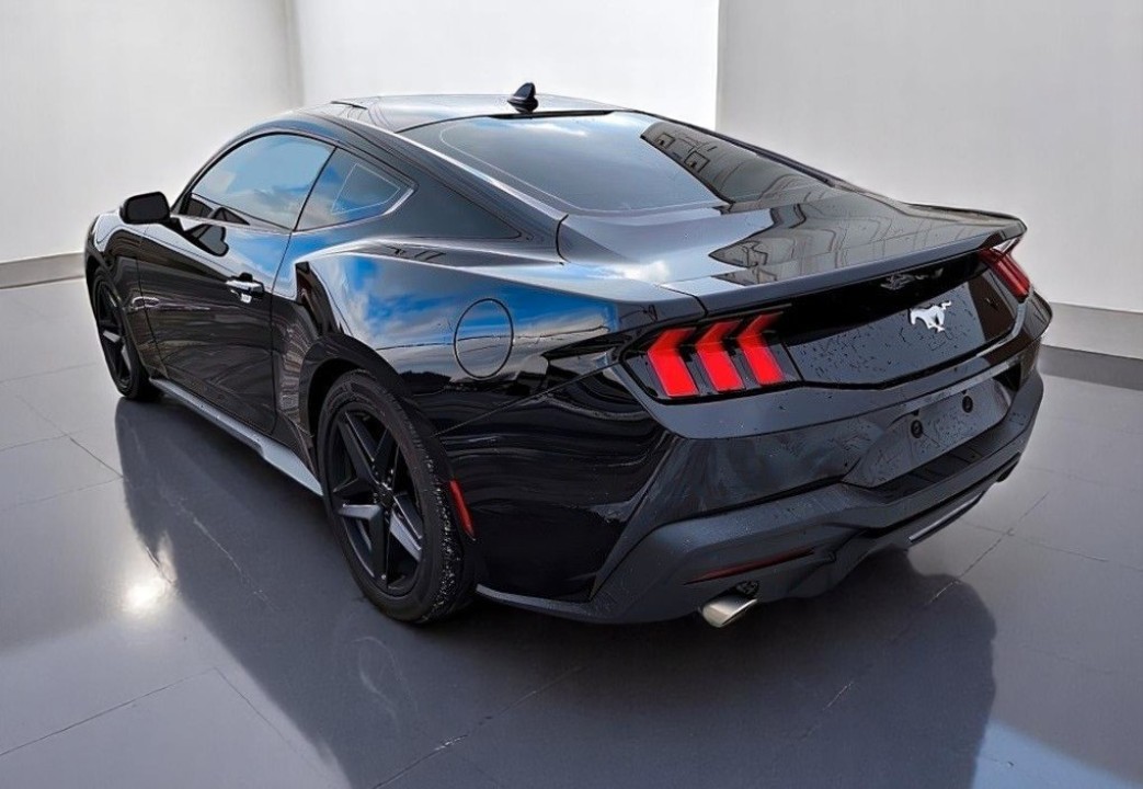 Ford Mustang 2.3 EcoBoost Premium (5)