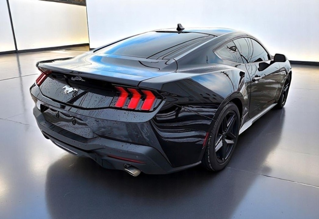 Ford Mustang 2.3 EcoBoost Premium (3)