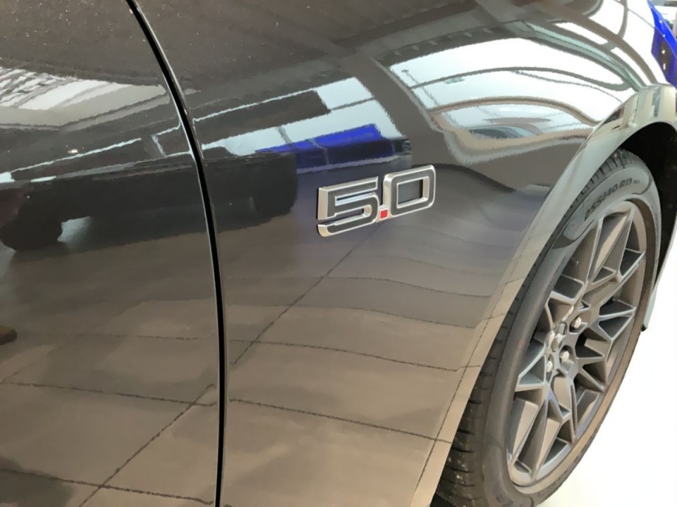 Ford Mustang GT - foto 17