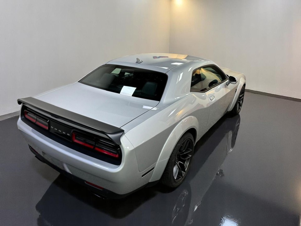 Dodge Challenger Hellcat (4)