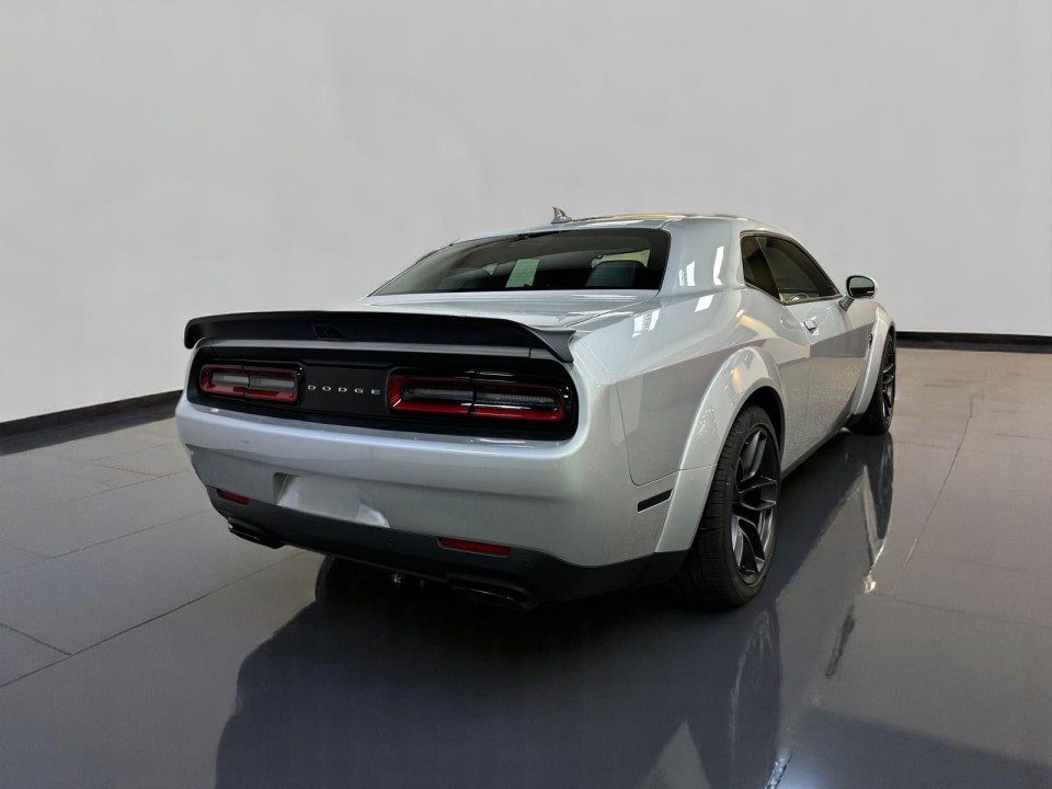 Dodge Challenger Hellcat (5)