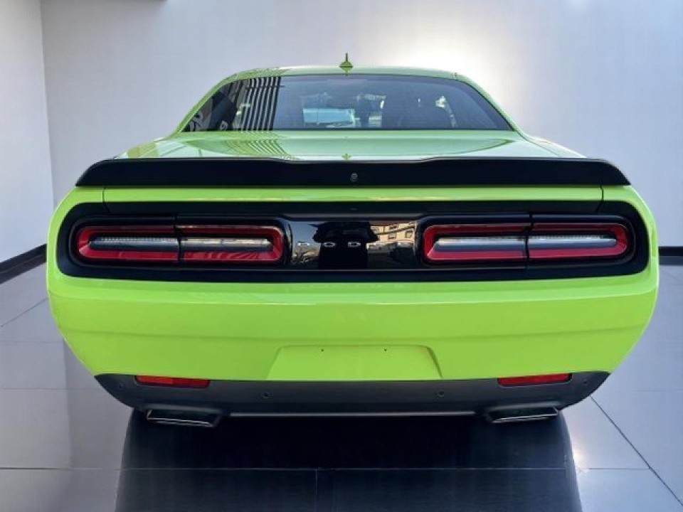 Dodge Challenger R/T (4)