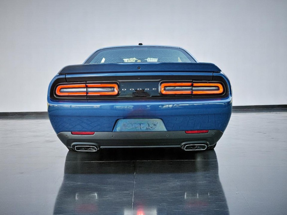 Dodge Challenger R/T (5)