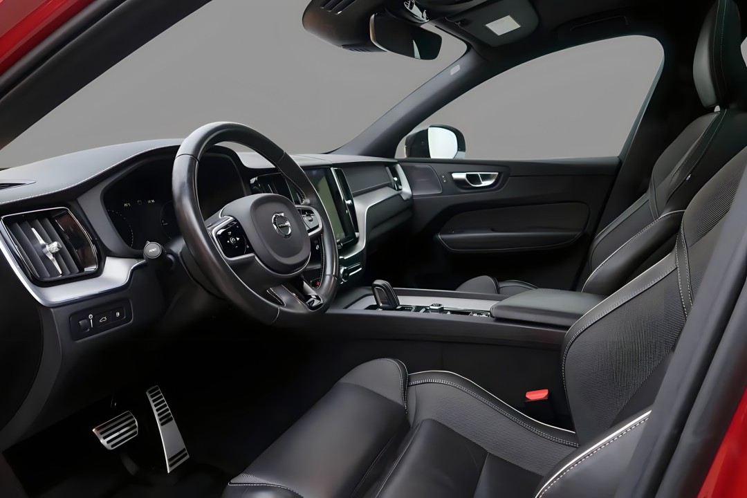 Volvo XC 60 T6 Recharge AWD R-Design (4)