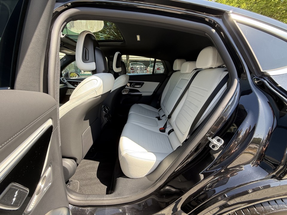 Mercedes-Benz GLC Coupé Mercedes-Benz GLC Coupe 220d 4MATIC AMG Line - foto 12