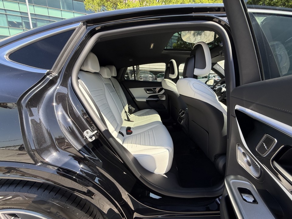 Mercedes-Benz GLC Coupé Mercedes-Benz GLC Coupe 220d 4MATIC AMG Line - foto 18