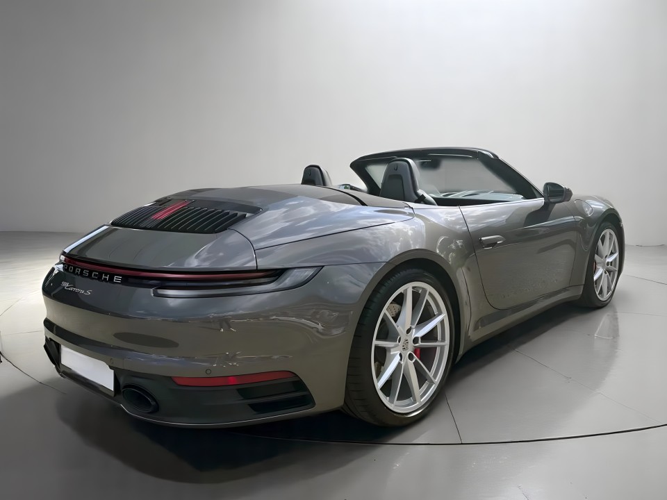 Porsche 911 Carrera S (3)