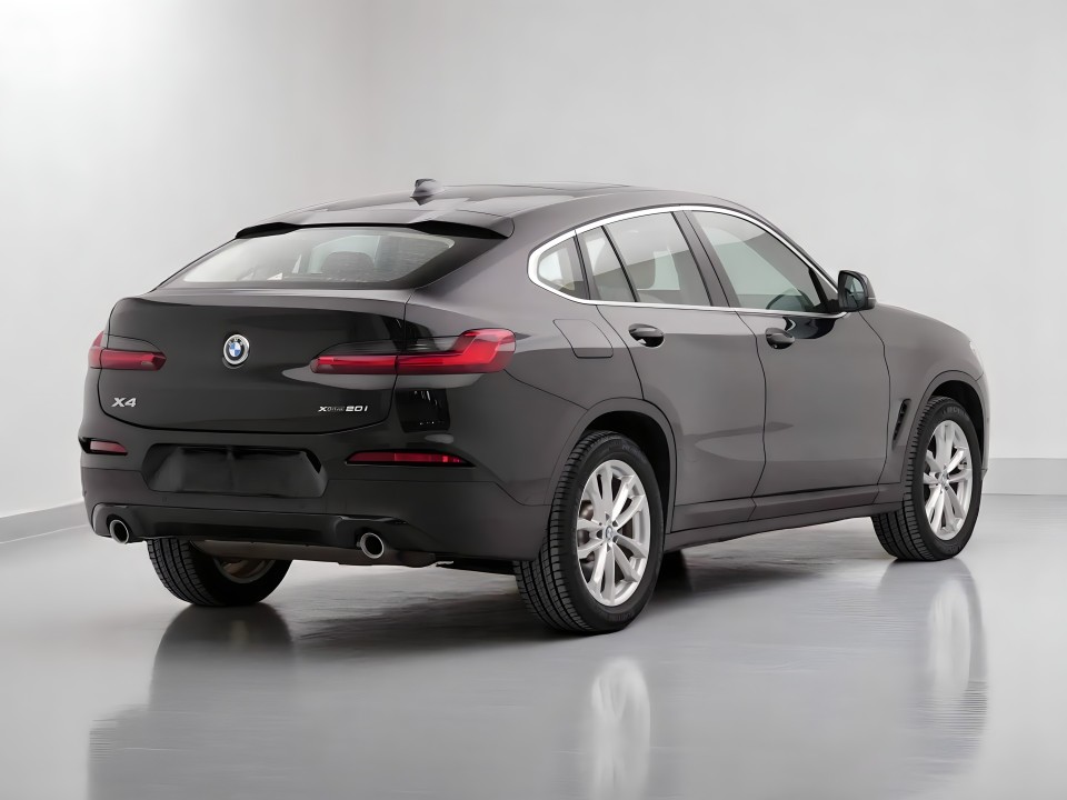 BMW X4 xDrive20i (3)