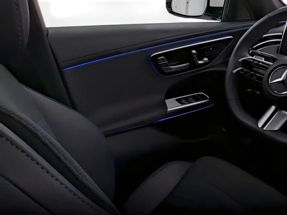 Mercedes-Benz E 450d 4MATIC AMG Line - foto 7