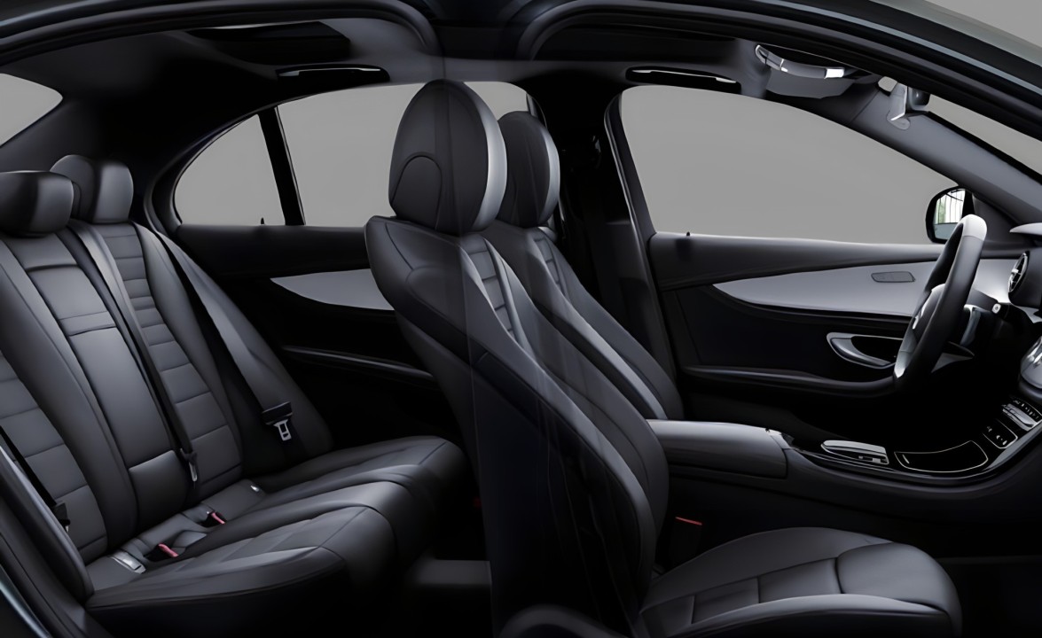 Mercedes-Benz E 220d 4MATIC AMG Line - foto 16