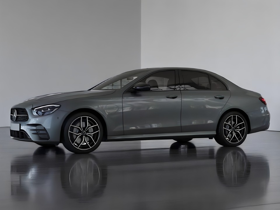 Mercedes-Benz E 220d 4MATIC AMG Line - foto 12