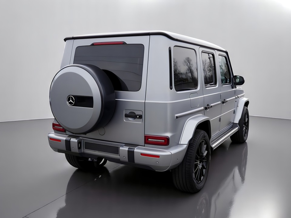 Mercedes-Benz G 500 AMG Line (3)