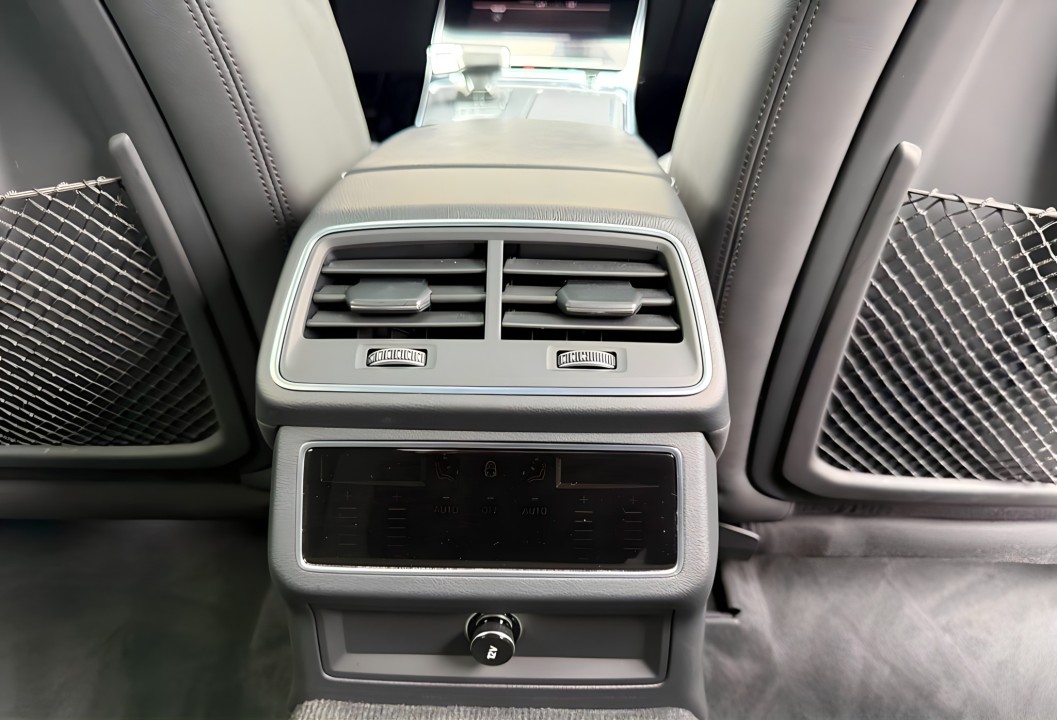 Audi A7 Sportback 55 TFSIe quattro tiptronic - foto 28