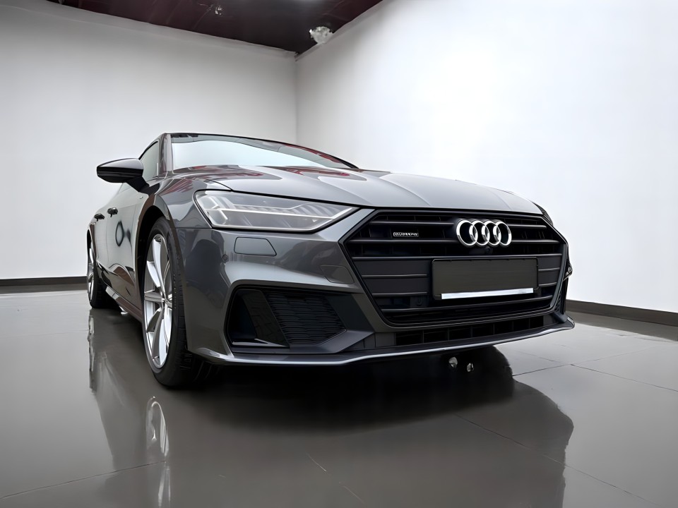 Audi A7 Sportback 55 TFSIe quattro tiptronic (2)