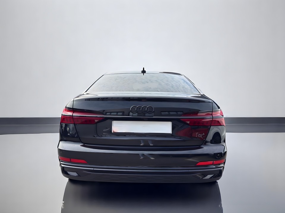 Audi A6 45TFSI S-Line (4)