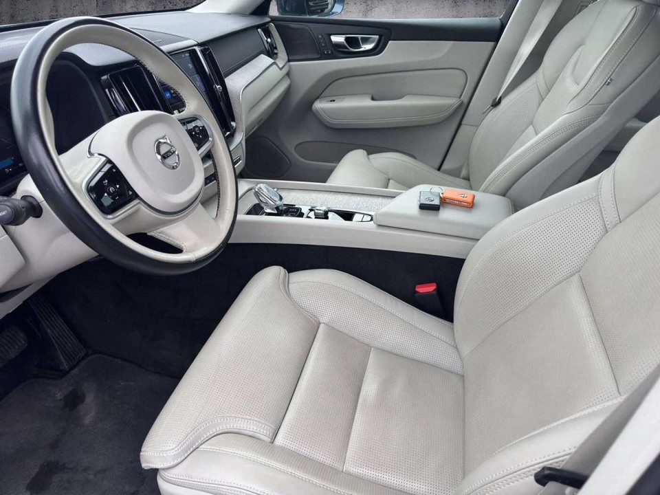 Volvo XC 60 B5 AWD Petrol Inscription - foto 8