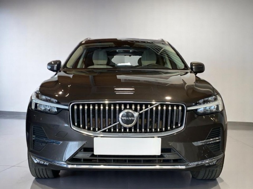 Volvo XC 60 INSCRIPTION B5 AWD (4)