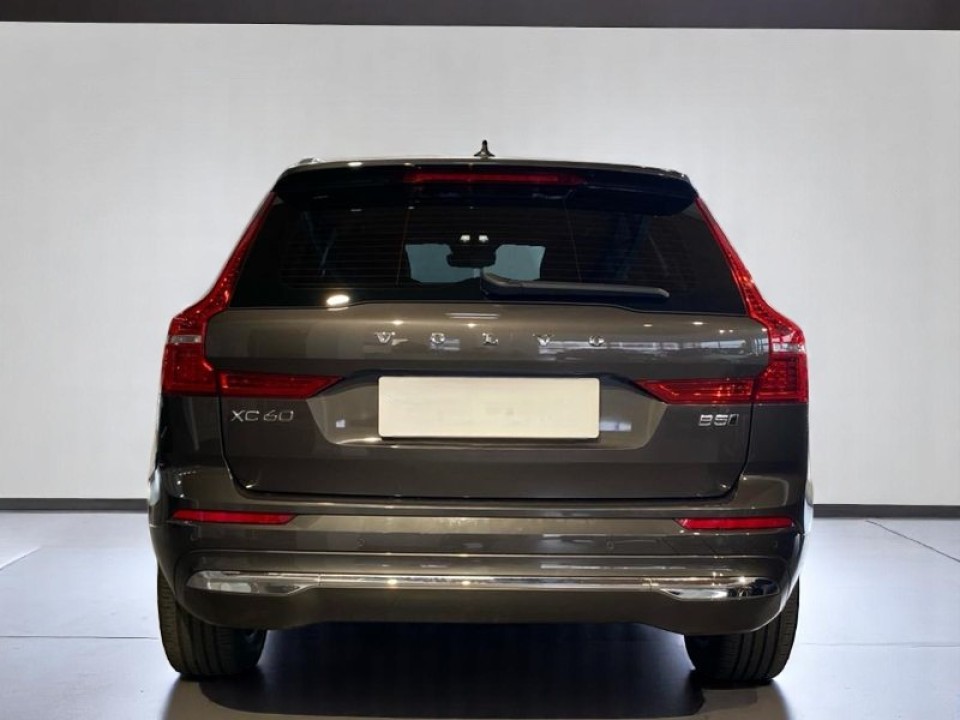 Volvo XC 60 INSCRIPTION B5 AWD (3)