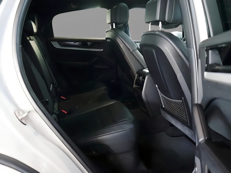 Porsche Cayenne Coupe E-Hybrid - foto 11